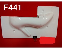 F441